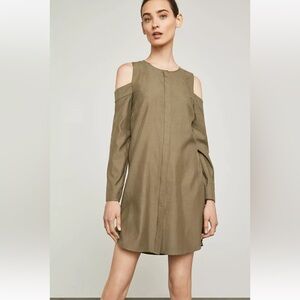 BCBGMAXAZRIA Cold Shoulder Longline Shirt Dress XS LightFatigue Twill Brown. EUC
